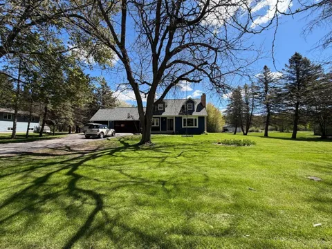 2206 5 Mile Road