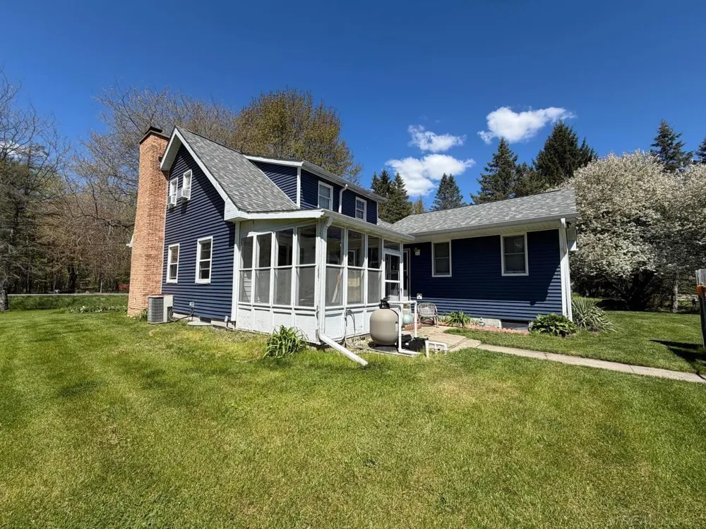 2206 5 Mile Road Lincoln Township, MI 48642