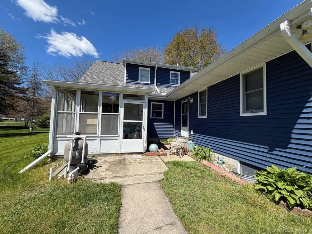 2206 5 Mile Road Lincoln Township, MI 48642