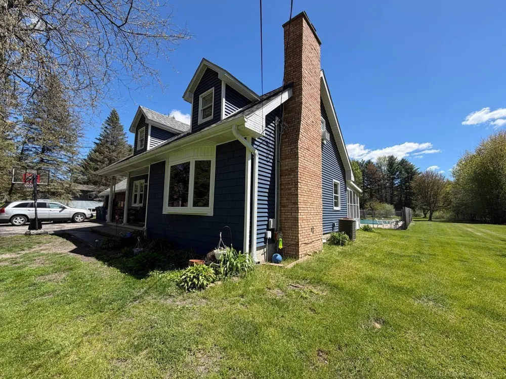 2206 5 Mile Road Lincoln Township, MI 48642