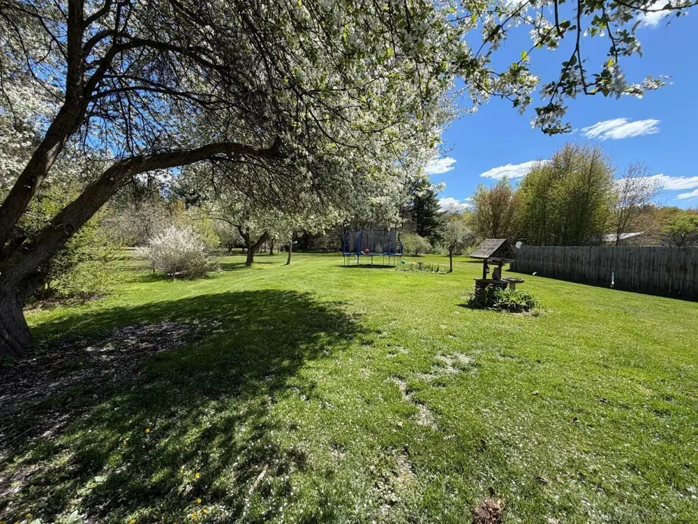 2206 5 Mile Road Lincoln Township, MI 48642
