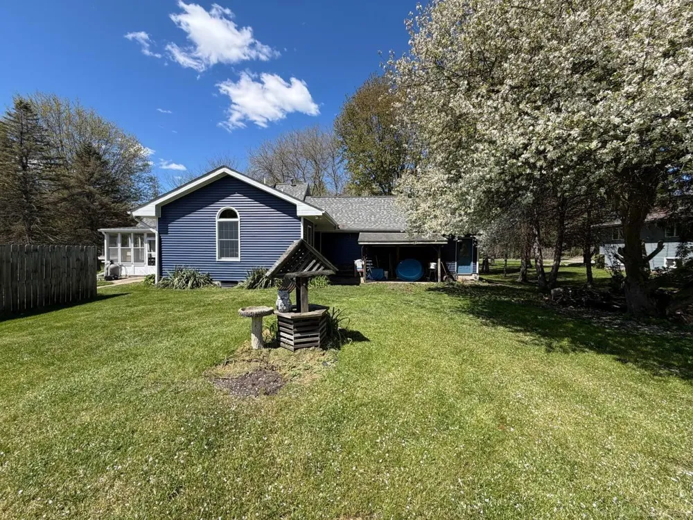 2206 5 Mile Road Lincoln Township, MI 48642