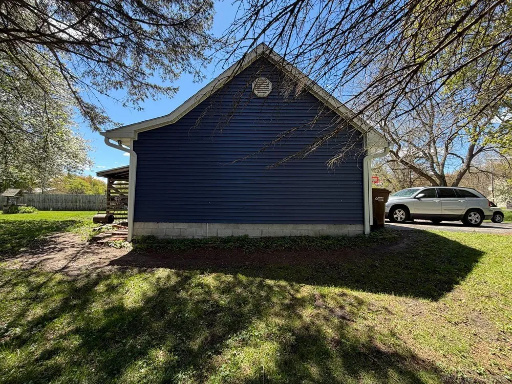 2206 5 Mile Road Lincoln Township, MI 48642