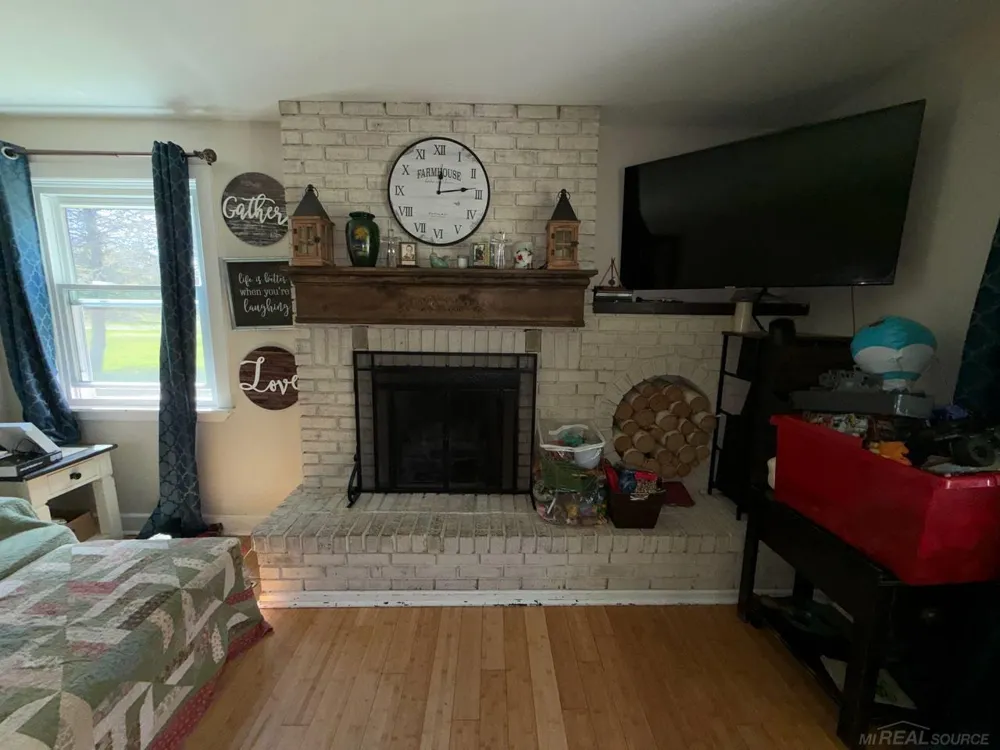2206 5 Mile Road Lincoln Township, MI 48642