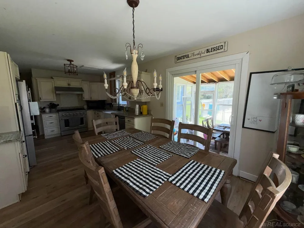 2206 5 Mile Road Lincoln Township, MI 48642