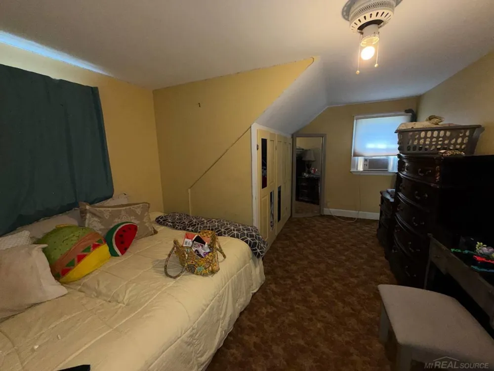 2206 5 Mile Road Lincoln Township, MI 48642