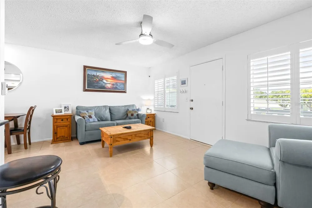 1250 S PINELLAS AVENUE #711 Tarpon Springs, FL 34689
