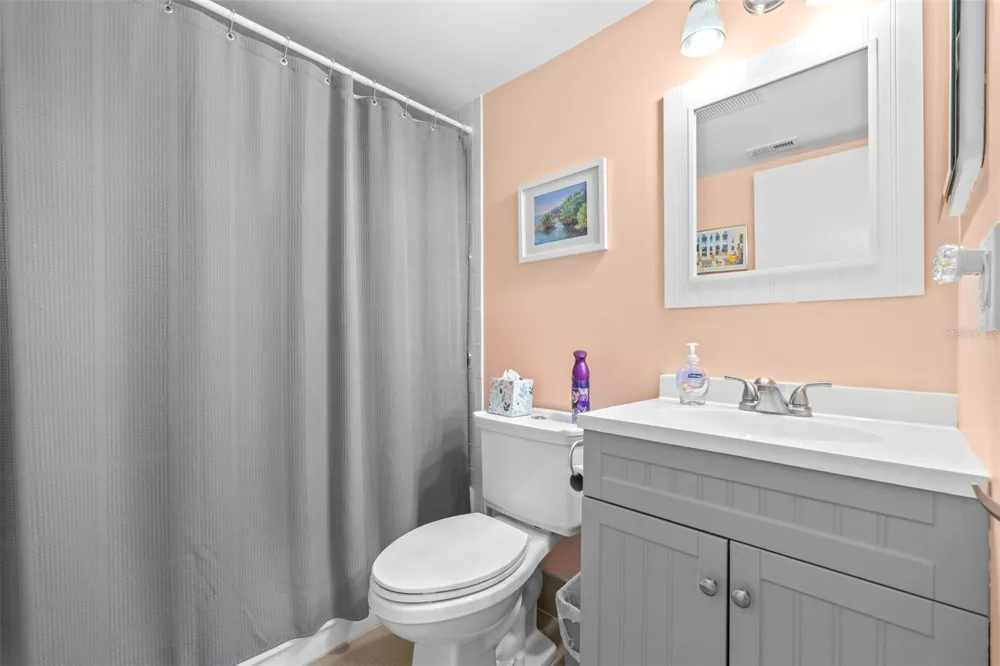 1250 S PINELLAS AVENUE #711 Tarpon Springs, FL 34689