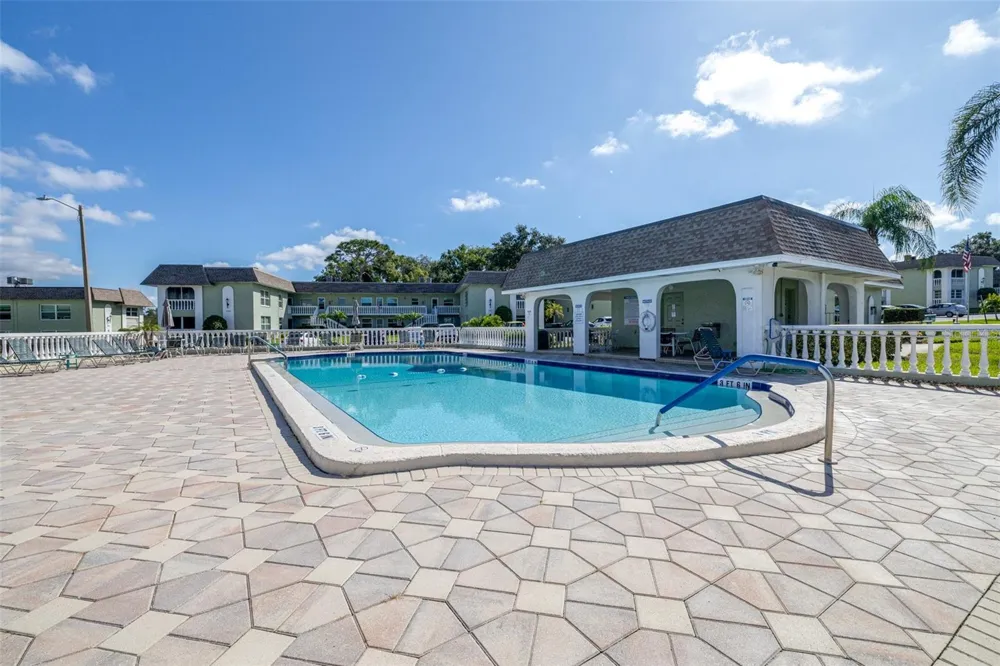 1250 S PINELLAS AVENUE #711 Tarpon Springs, FL 34689