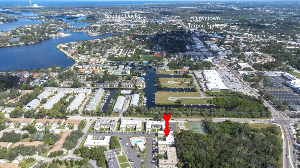 1250 S PINELLAS AVENUE #711 Tarpon Springs, FL 34689