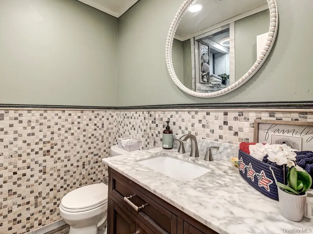 25 Village Cove Warwick, NY 10990