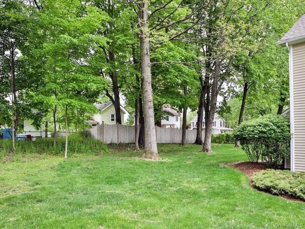25 Village Cove Warwick, NY 10990