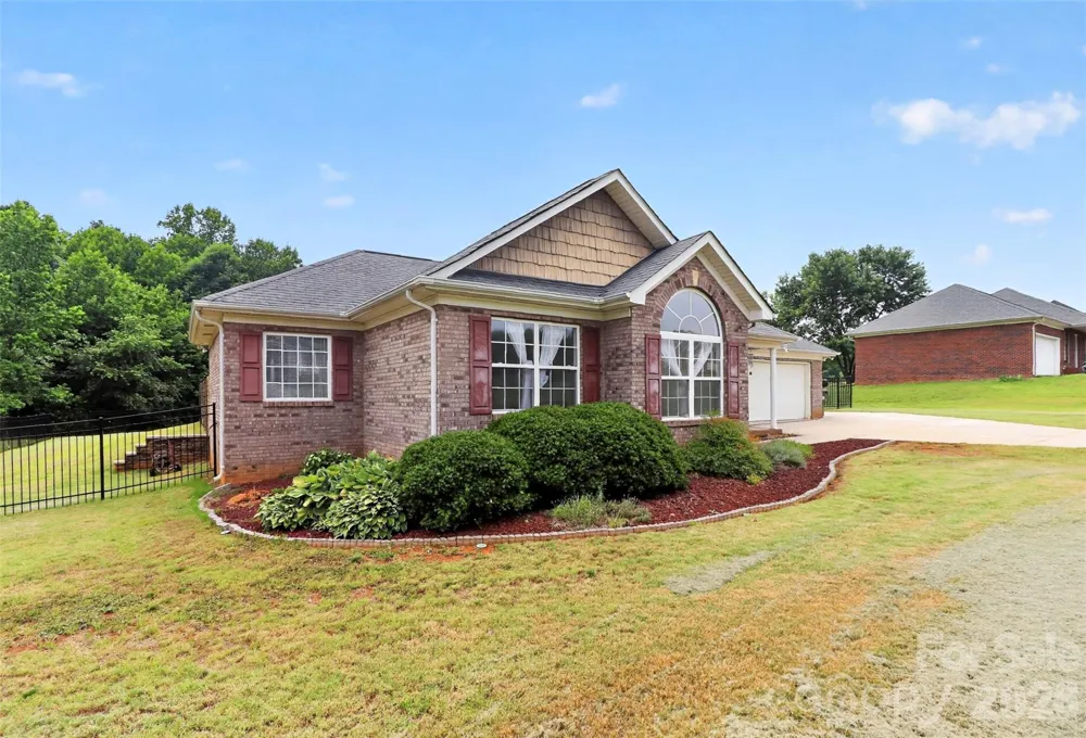 2823 Gourdvine Drive Marshville, NC 28103