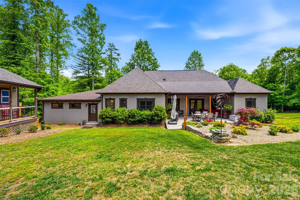 112 Caleb Drive Fletcher, NC 28732