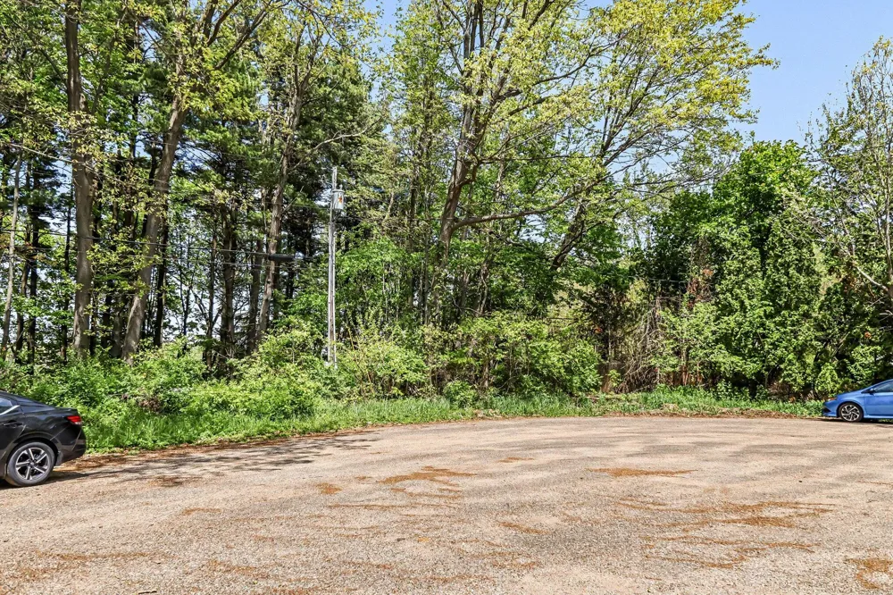 67544 Thunderbird Drive Sturgis, MI 49091