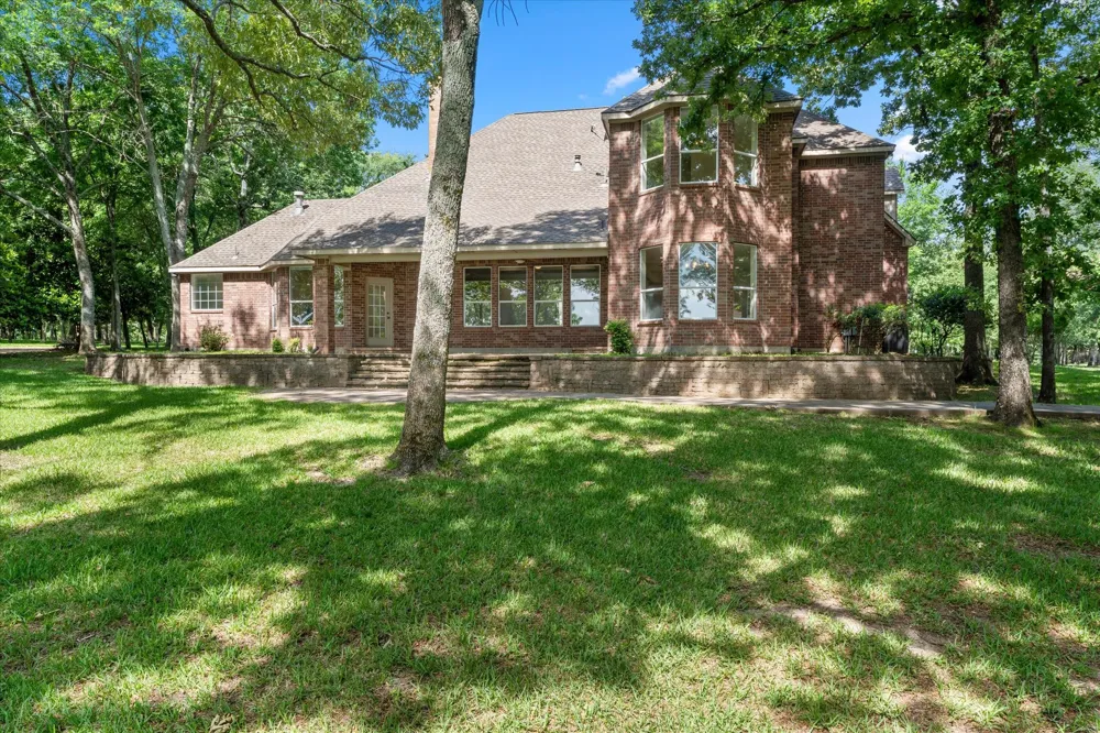 1222 Private Road 5980 Yantis, TX 75497