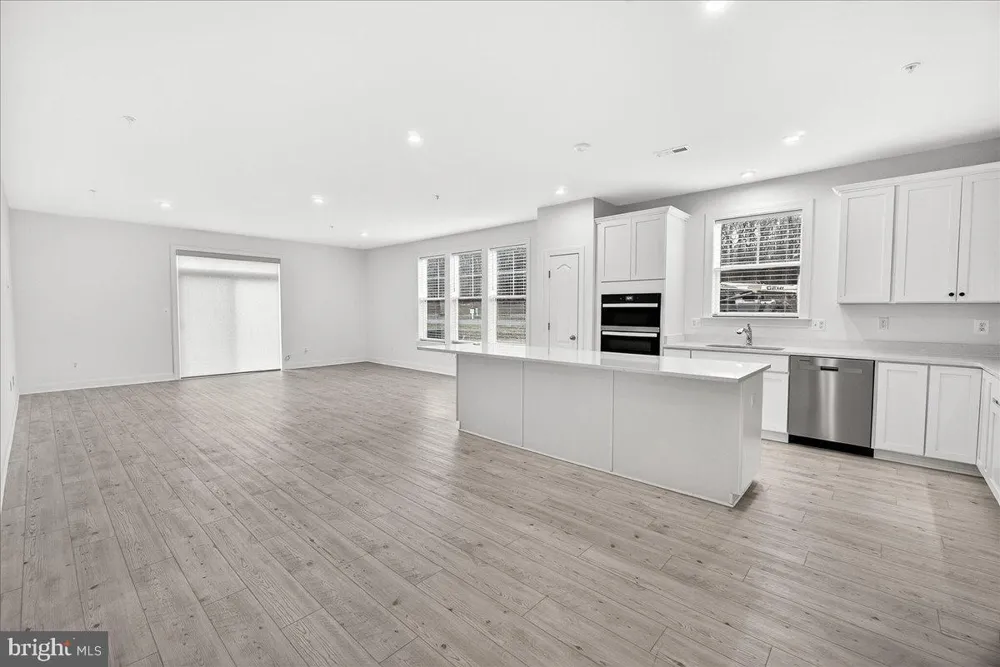 19601 LAVENDER LANE Hagerstown, MD 21742