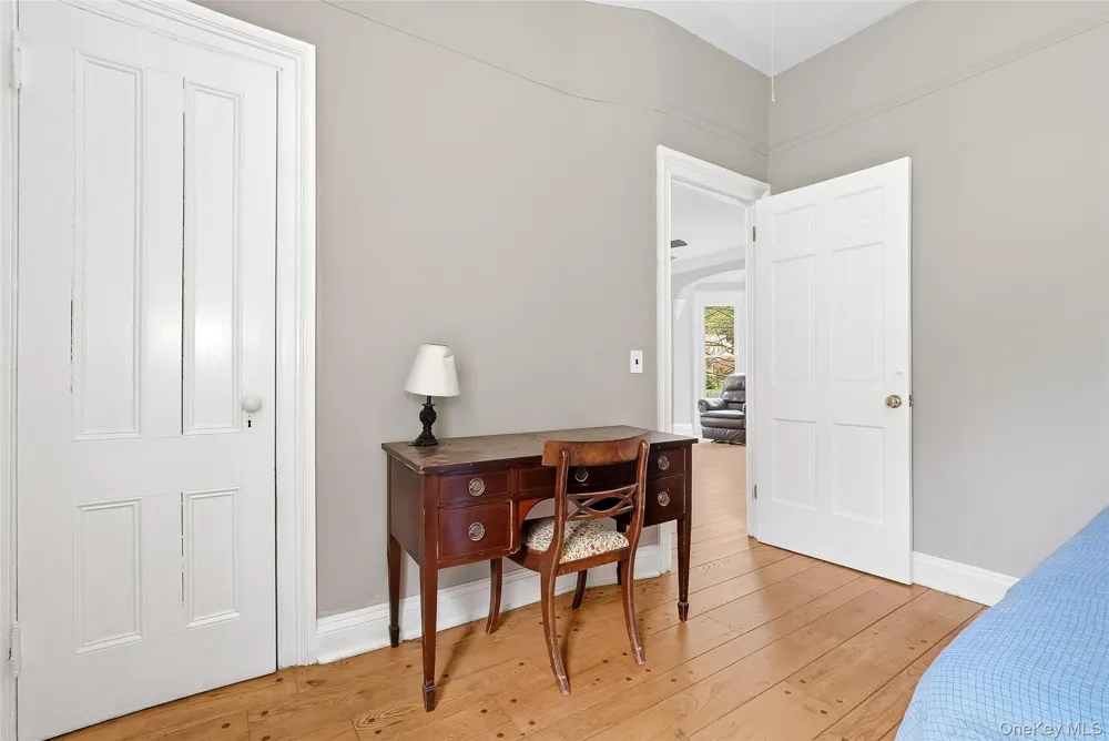 15 Ladentown Road Pomona, NY 10970