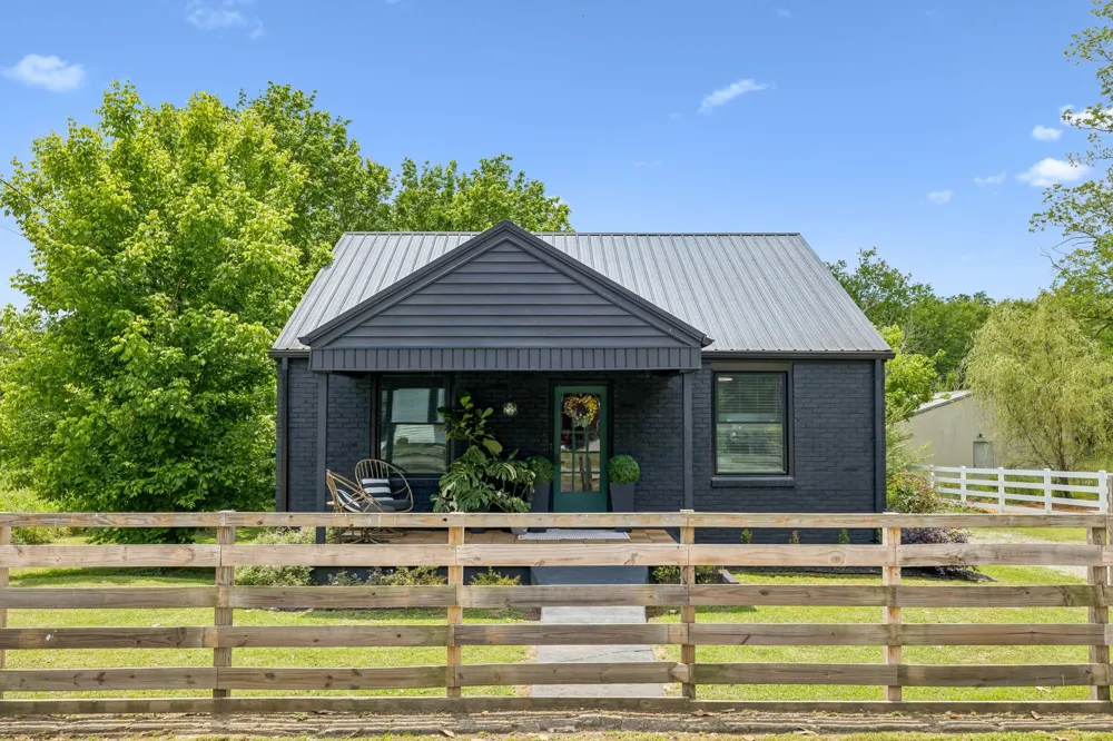 53 Re Davenport Ave Auburntown, TN 37016
