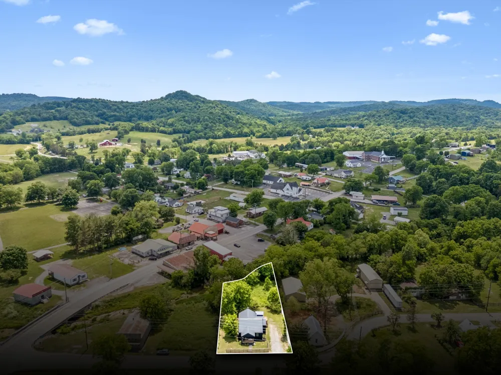 53 Re Davenport Ave Auburntown, TN 37016