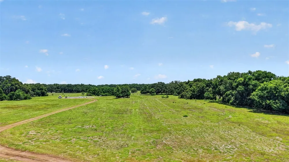 7755 CR 714 Center Hill, FL 33514