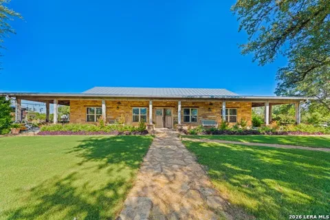 41 County Road 442
