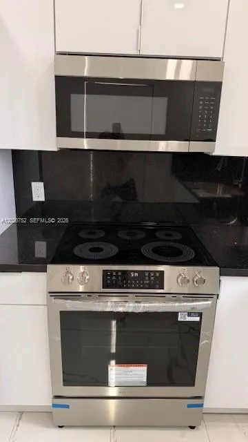 811 E 52nd St #101 Hialeah, FL 33013