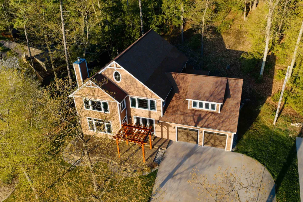 6860 Peninsula Drive Peninsula Township, MI 49686