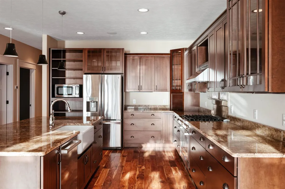 6860 Peninsula Drive Peninsula Township, MI 49686