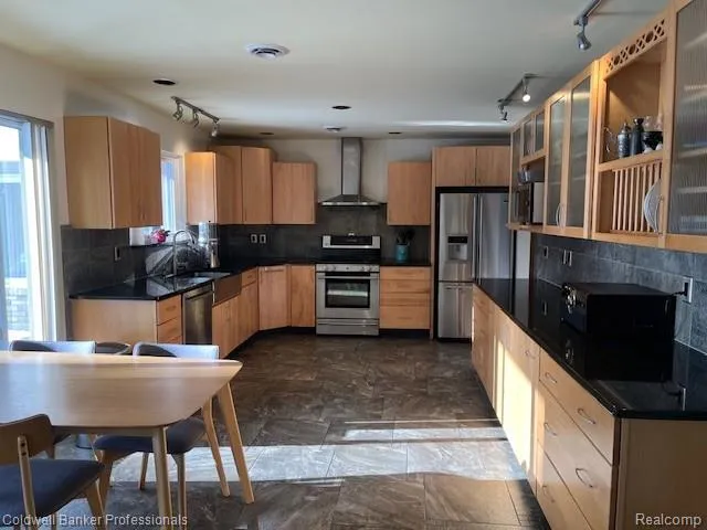 3972 Chevron Drive Highland Charter Township, MI 48356