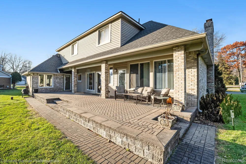 3972 Chevron Drive Highland Charter Township, MI 48356