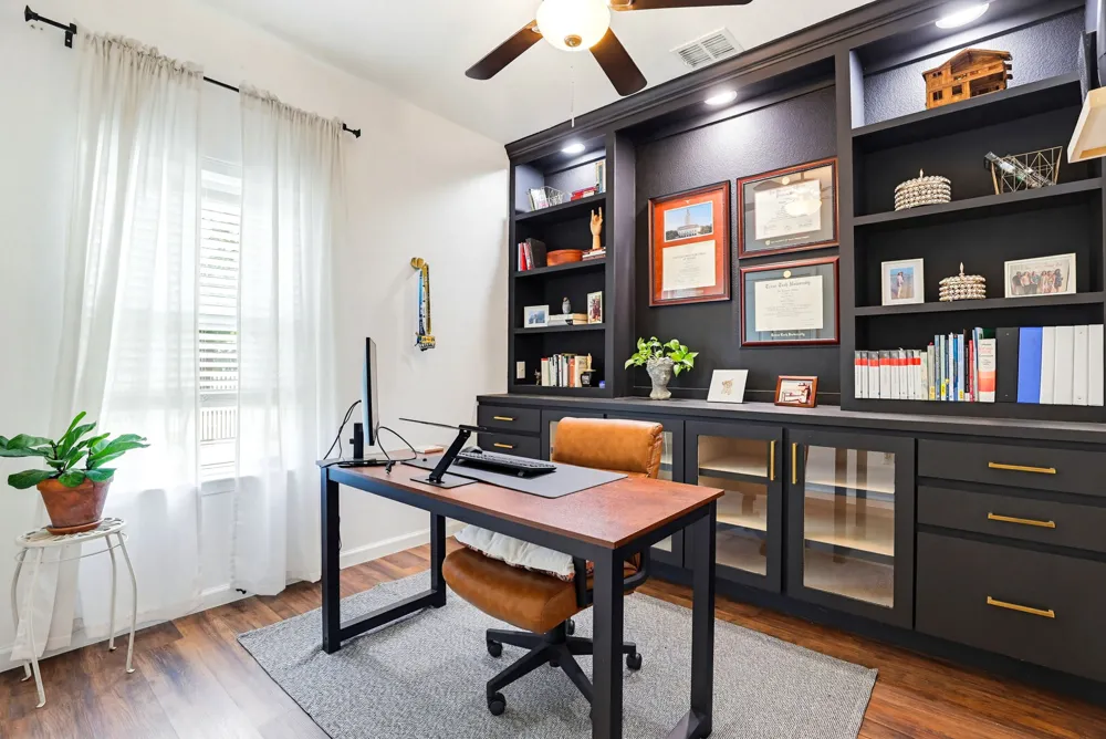 303 Pine Avenue Luling, TX 78648