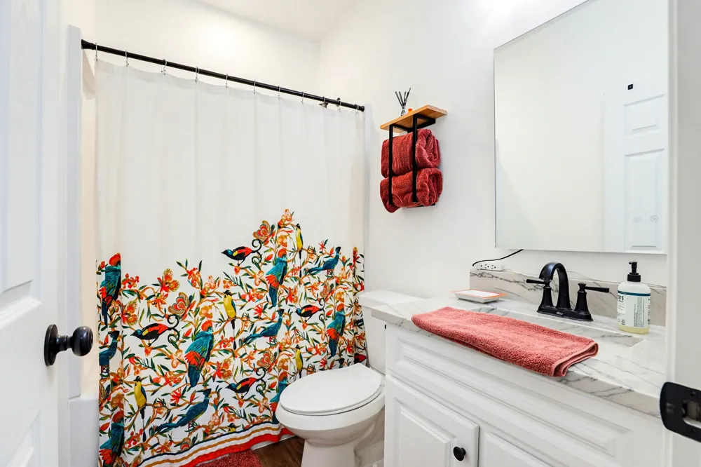 303 Pine Avenue Luling, TX 78648