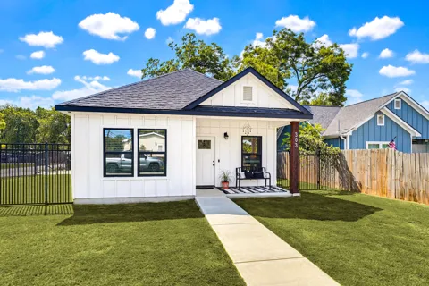 303 Pine Avenue