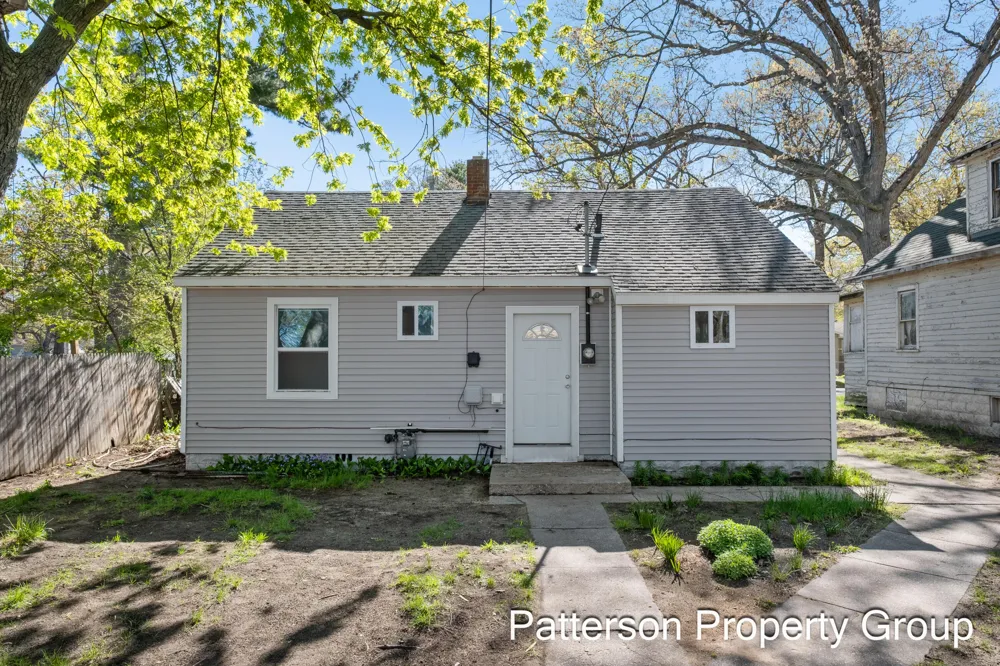 2107 8th Street Muskegon Heights City, MI 49444