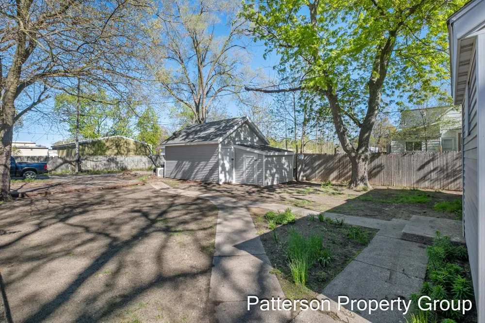 2107 8th Street Muskegon Heights City, MI 49444