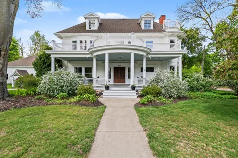 208 W Prospect Street