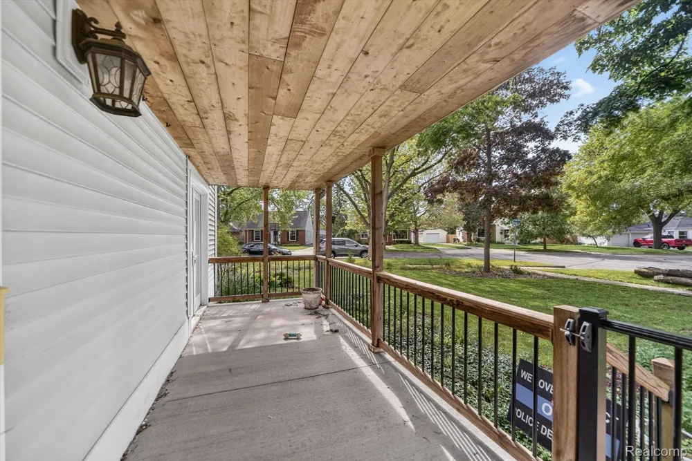 1404 Harvard Road East Lansing City, MI 48823