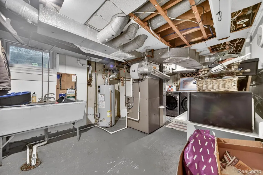 1404 Harvard Road East Lansing City, MI 48823