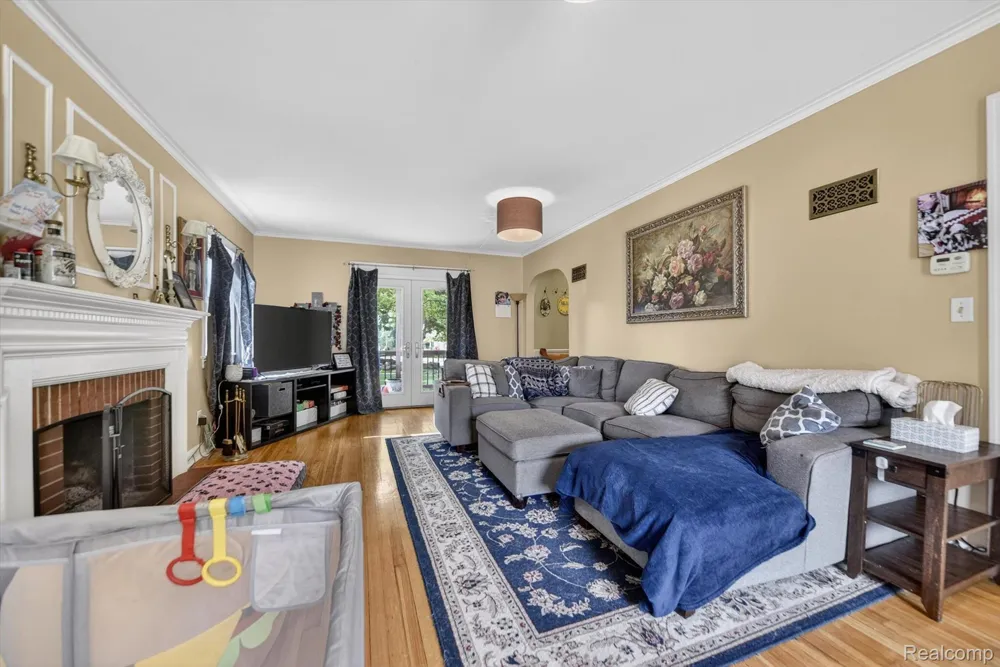 1404 Harvard Road East Lansing City, MI 48823