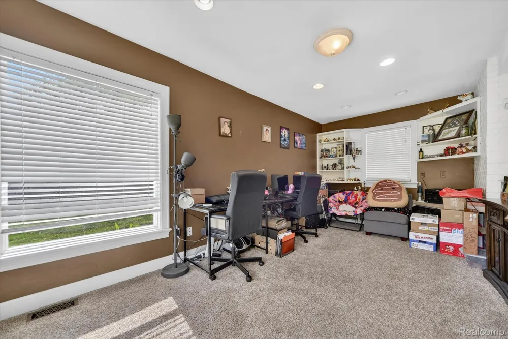 1404 Harvard Road East Lansing City, MI 48823