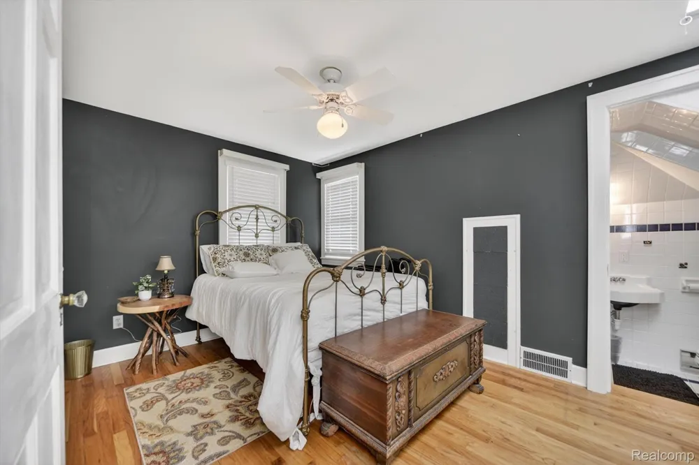 1404 Harvard Road East Lansing City, MI 48823