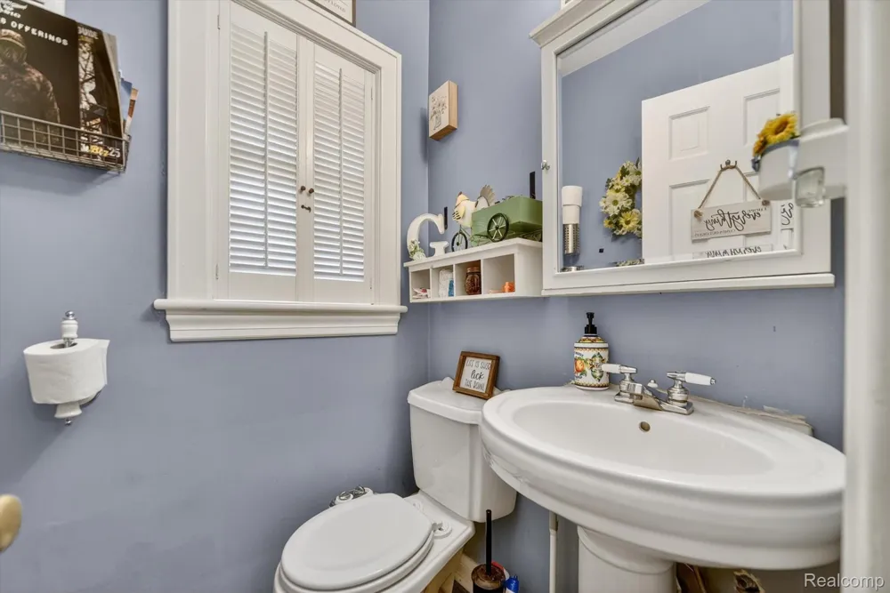 1404 Harvard Road East Lansing City, MI 48823