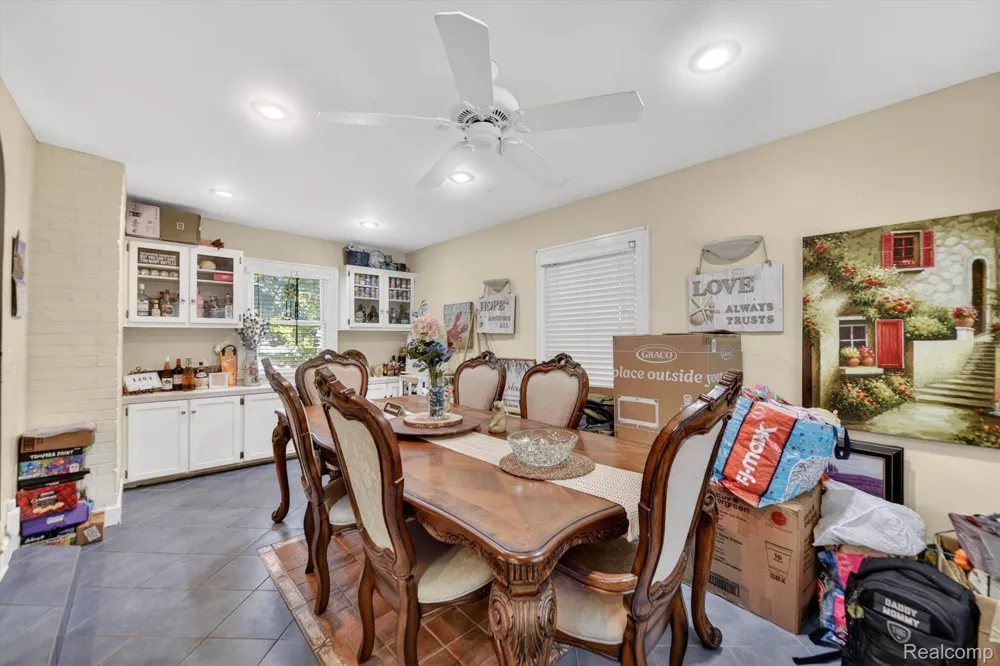 1404 Harvard Road East Lansing City, MI 48823