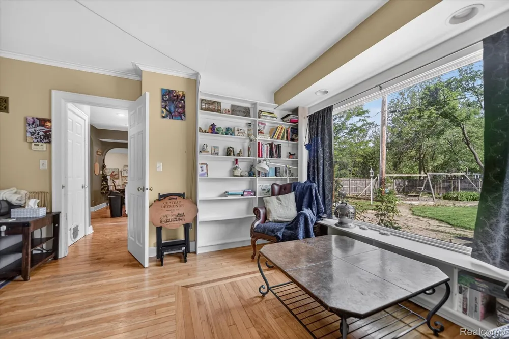 1404 Harvard Road East Lansing City, MI 48823