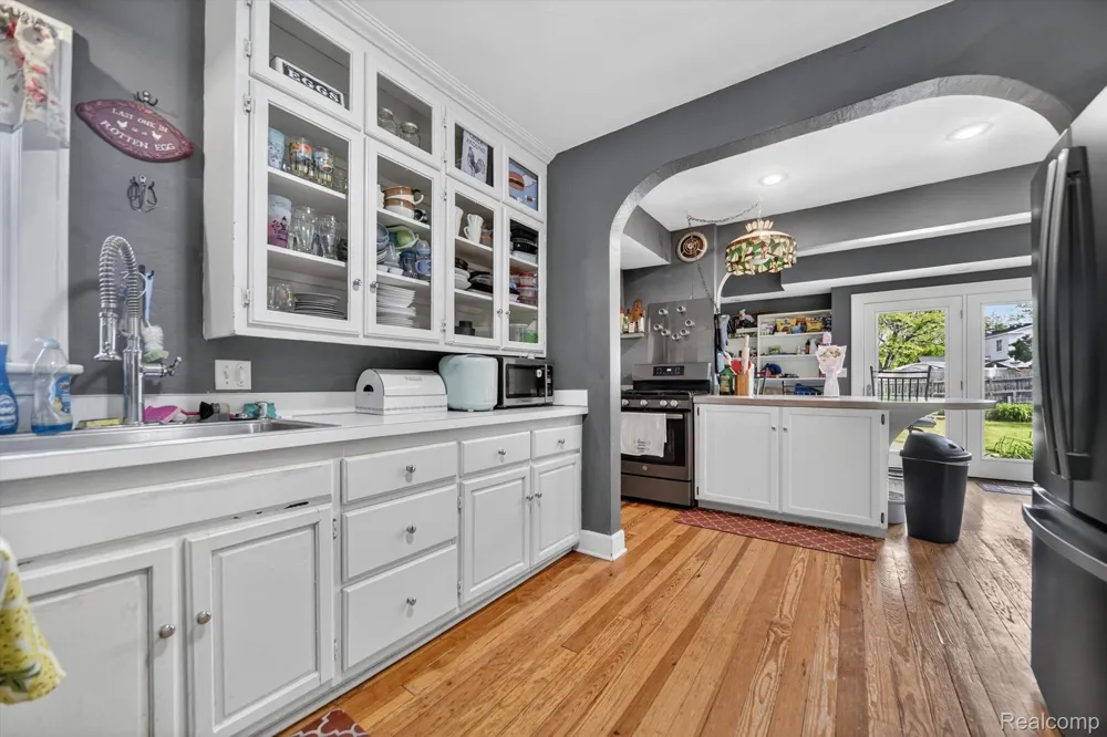 1404 Harvard Road East Lansing City, MI 48823