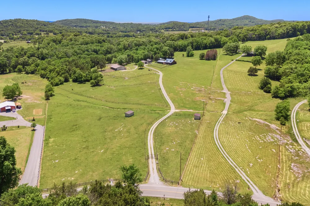 642 Beach Bottom Rd Watertown, TN 37184