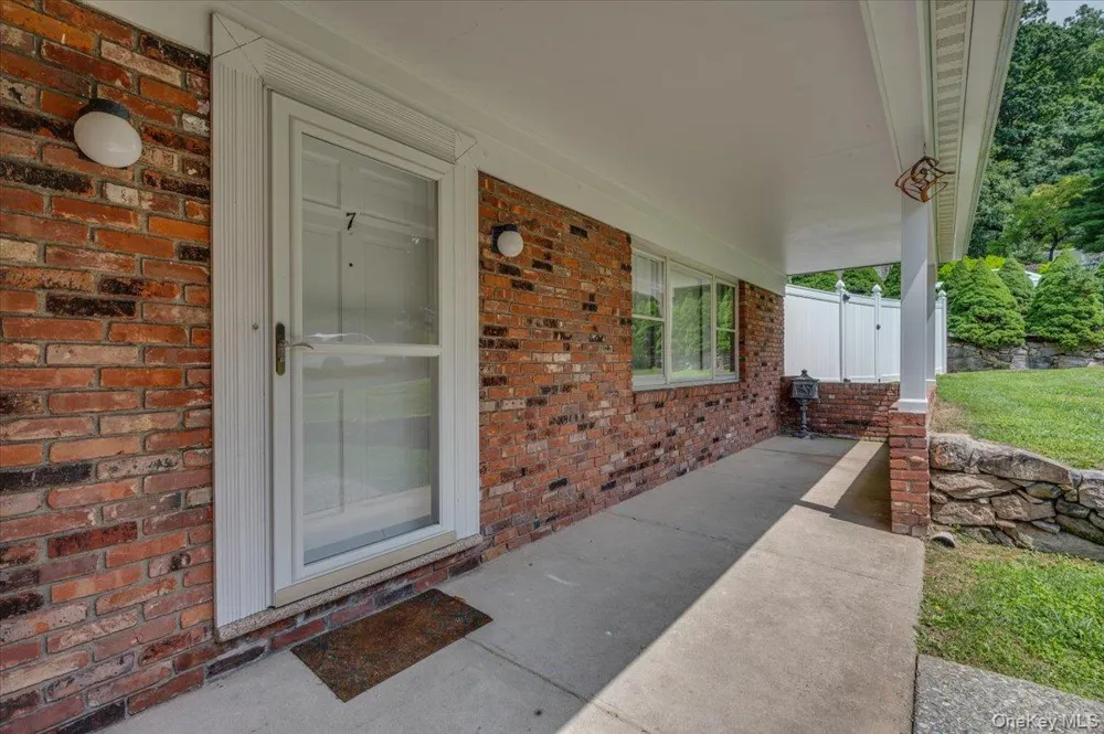 7 Shaw Lane Irvington, NY 10533