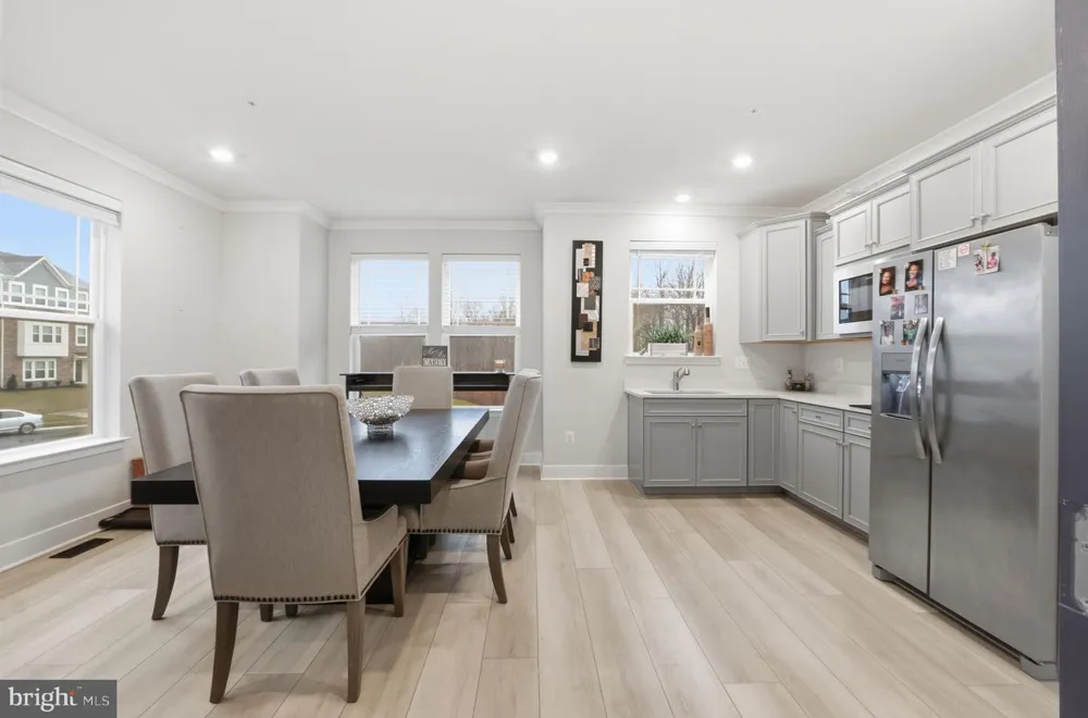 11101 APPLECROSS COURT White Plains, MD 20695