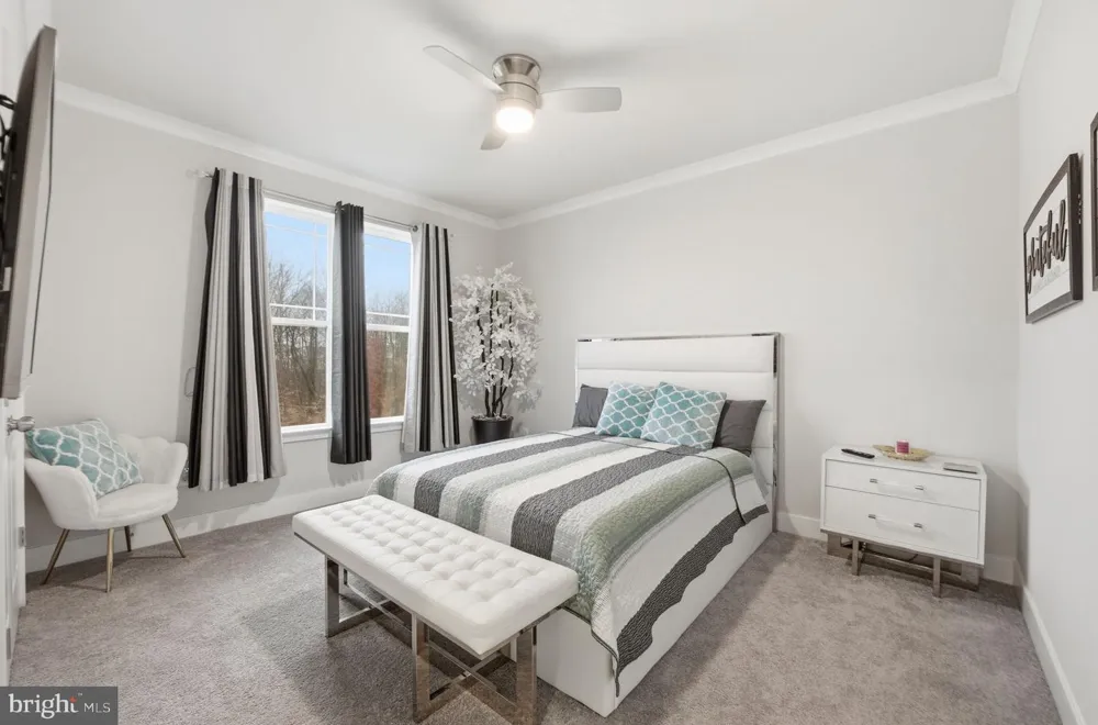 11101 APPLECROSS COURT White Plains, MD 20695